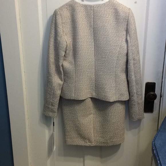 NWT Calvin Klein Suit Size 2 - Picture 6 of 14